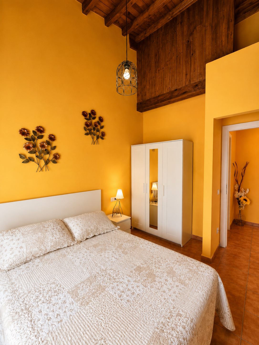 Dormitorio matrimonial del apartamento Sol