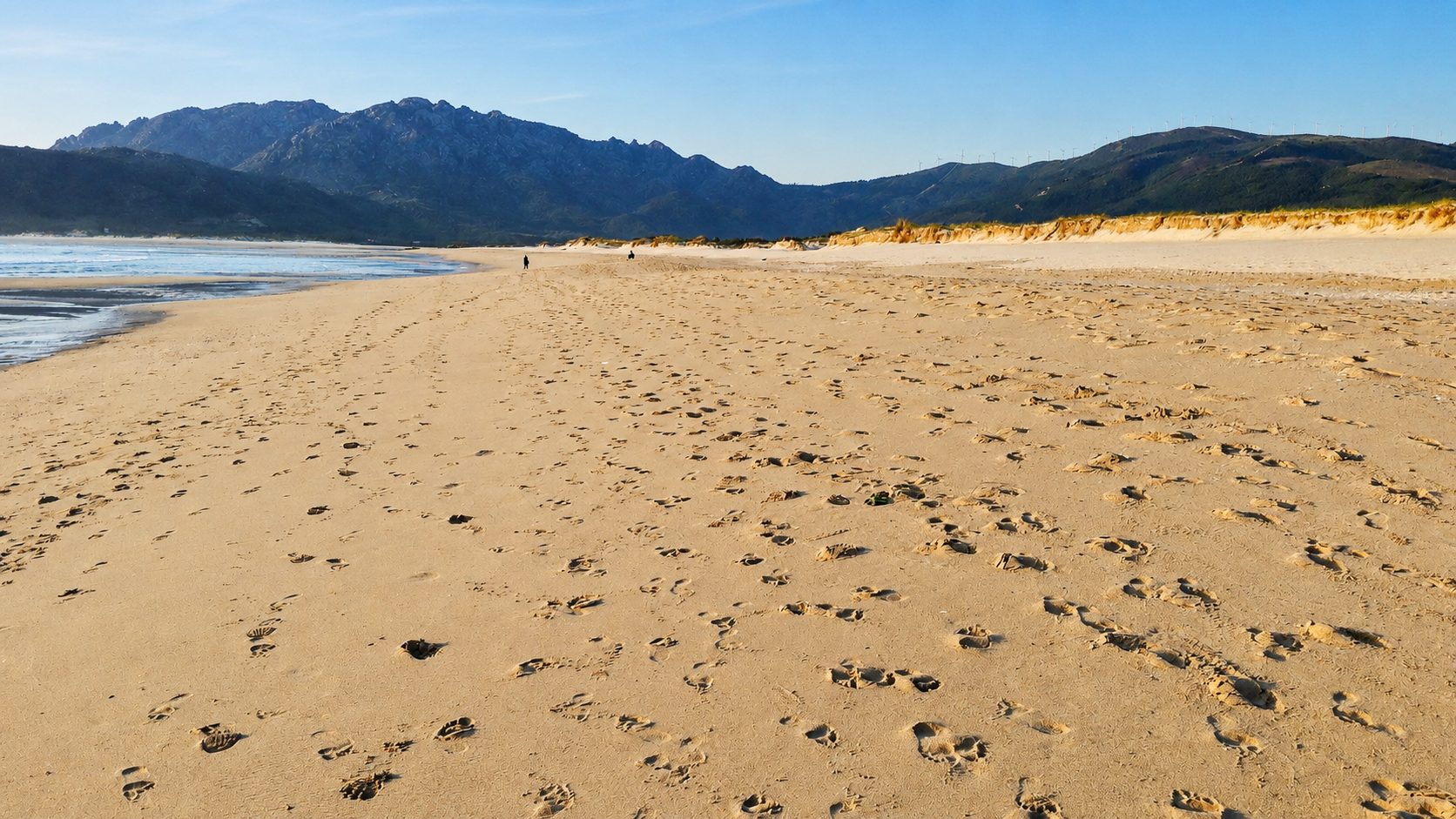 Playa de Carnota y dunas en la Costa da Morte